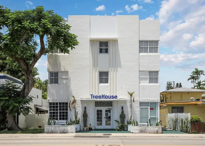Treehouse Hotel Miami